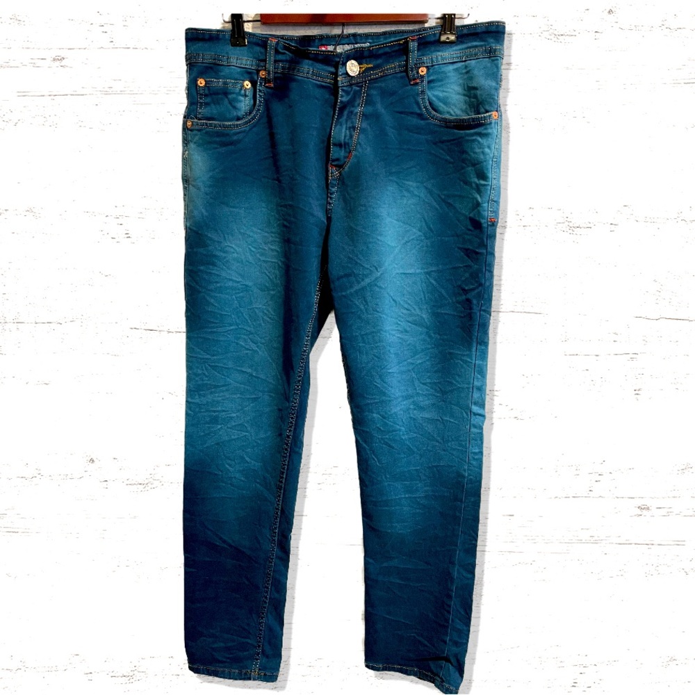 LEVI’S 504 Blue Wash Straight Skinny Men’s Jeans Size 36x32